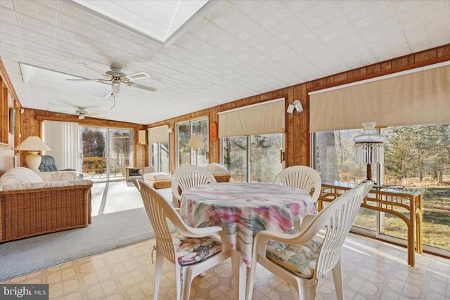 3060 CLOVERLY DR, Furlong, PA 18925