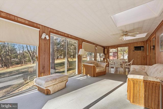 3060 CLOVERLY DR, Furlong, PA 18925