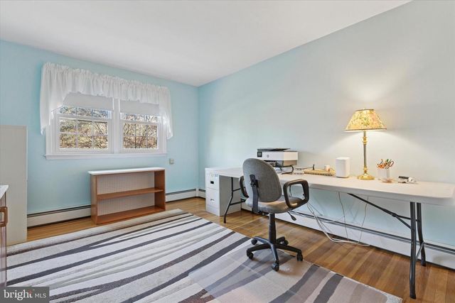 3060 CLOVERLY DR, Furlong, PA 18925