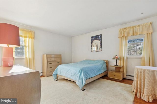 3060 CLOVERLY DR, Furlong, PA 18925