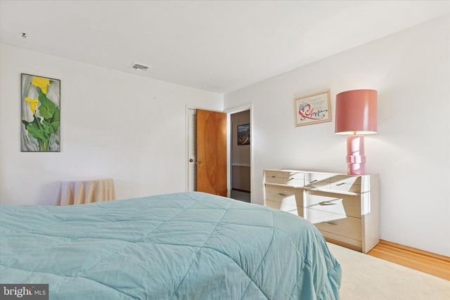 3060 CLOVERLY DR, Furlong, PA 18925