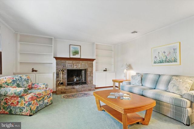 3060 CLOVERLY DR, Furlong, PA 18925