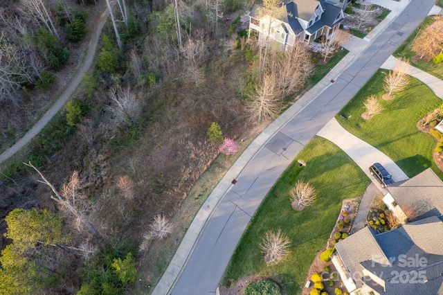 64 French Willow Drive, Asheville, NC 28804