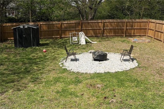 325 Pinner ST, Suffolk, VA 23434