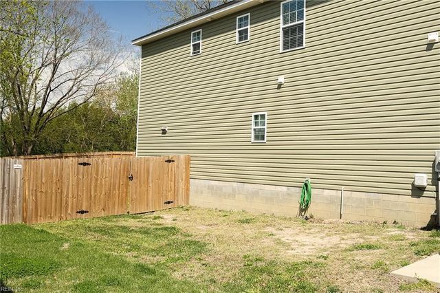 325 Pinner ST, Suffolk, VA 23434