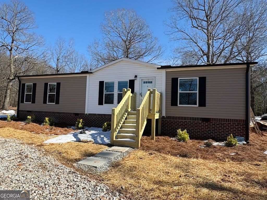 141 Trinity Ct, Royston, GA 30662