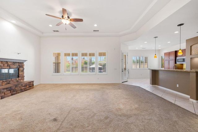 145 Bellini Way Way, Palm Desert, CA 92211