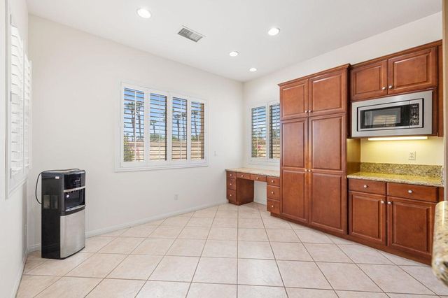 145 Bellini Way Way, Palm Desert, CA 92211