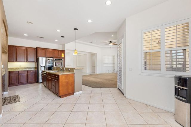 145 Bellini Way Way, Palm Desert, CA 92211