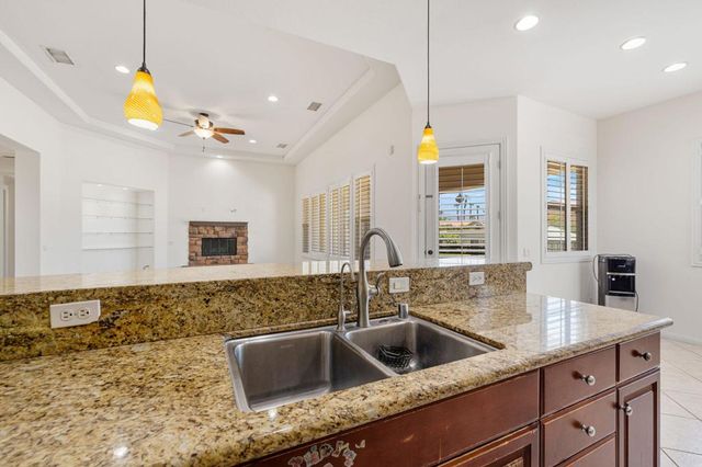 145 Bellini Way Way, Palm Desert, CA 92211