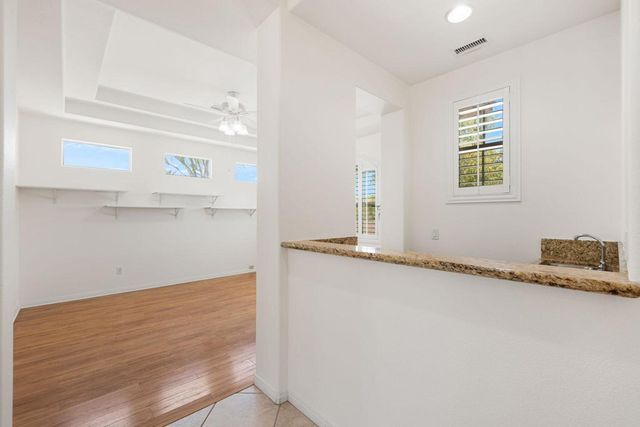 145 Bellini Way Way, Palm Desert, CA 92211