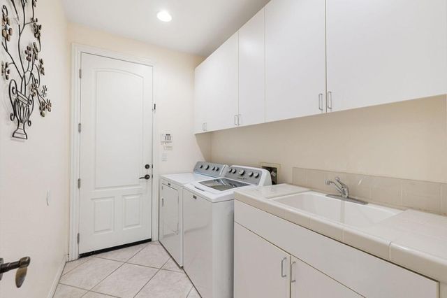 145 Bellini Way Way, Palm Desert, CA 92211