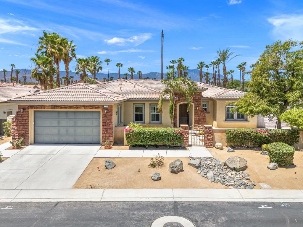 145 Bellini Way Way, Palm Desert, CA 92211