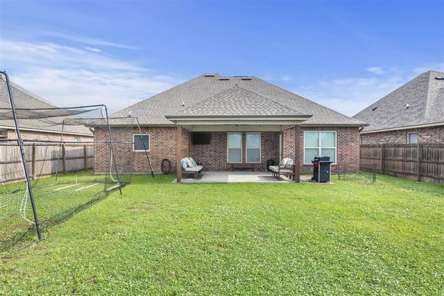 1875 Poeyfarre Drive, Lake Charles, LA 70611