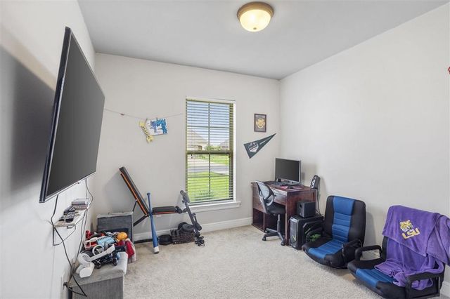 1875 Poeyfarre Drive, Lake Charles, LA 70611