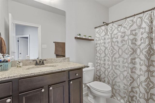 1875 Poeyfarre Drive, Lake Charles, LA 70611