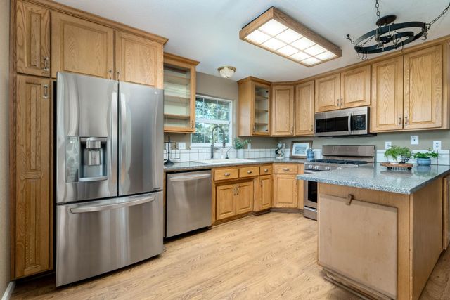 14910 Beyers Ln, Grass Valley, CA 95949