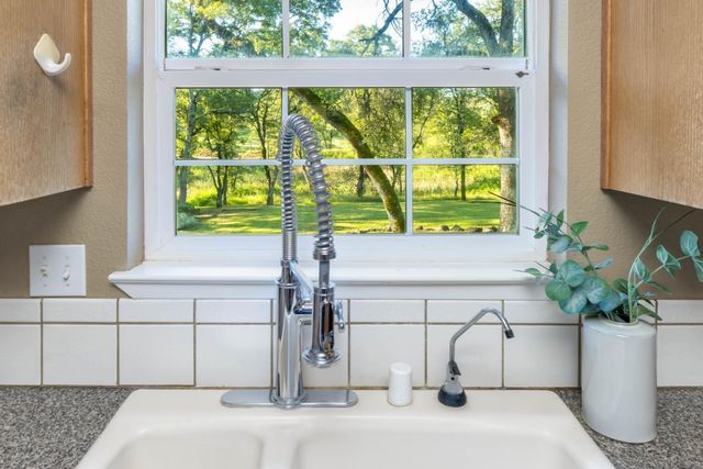 14910 Beyers Ln, Grass Valley, CA 95949