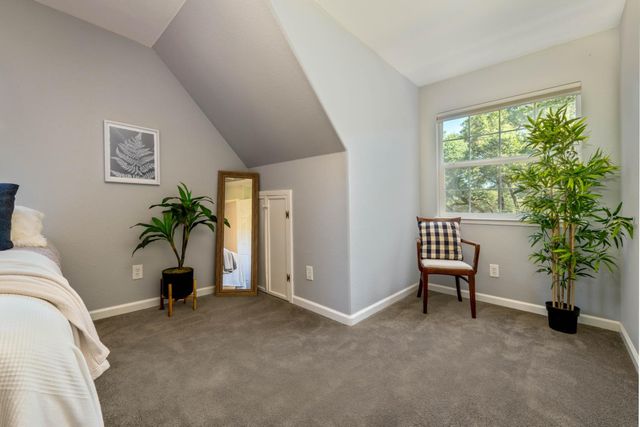 14910 Beyers Ln, Grass Valley, CA 95949