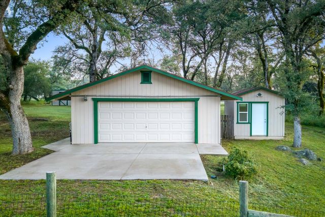 14910 Beyers Ln, Grass Valley, CA 95949