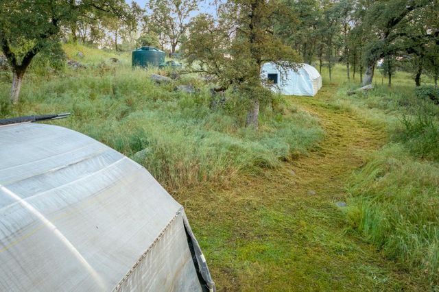 14910 Beyers Ln, Grass Valley, CA 95949