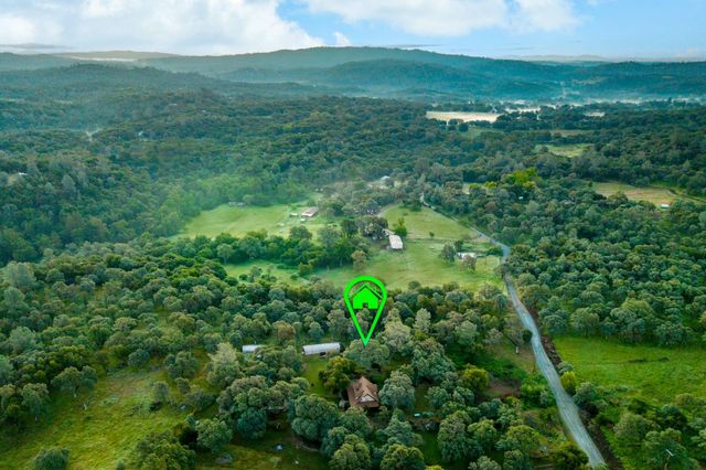 14910 Beyers Ln, Grass Valley, CA 95949