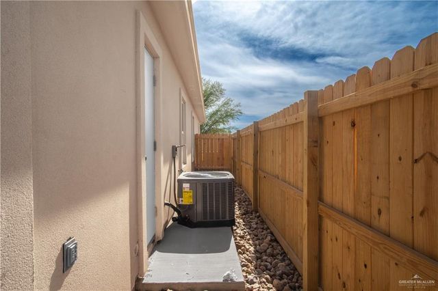 5333 Vision, Rio Grande City, TX 78582