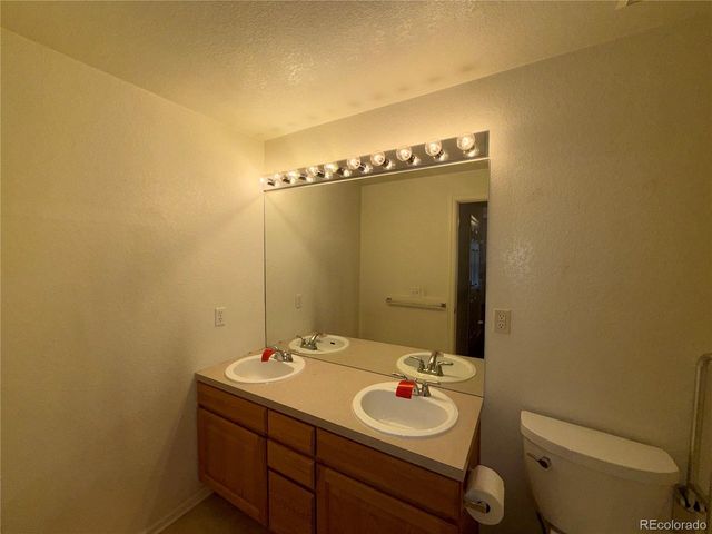 4385 S Balsam St 2-104, Littleton, CO 80123