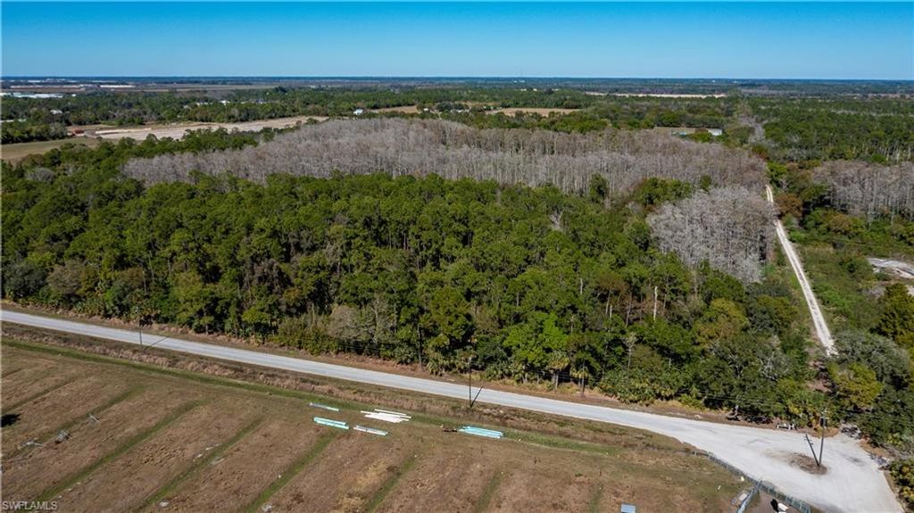 900 G RD, LABELLE, FL 33935 — photo 3