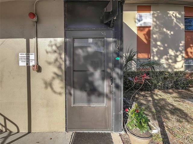 5396 4TH STREET N 105, St Petersburg, FL 33703