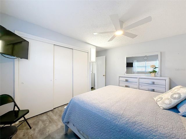 5396 4TH STREET N 105, St Petersburg, FL 33703