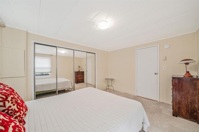 91 Village Circle W, Manorville, NY 11949