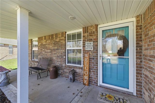 1703 NW Willow Drive, Grain Valley, MO 64029