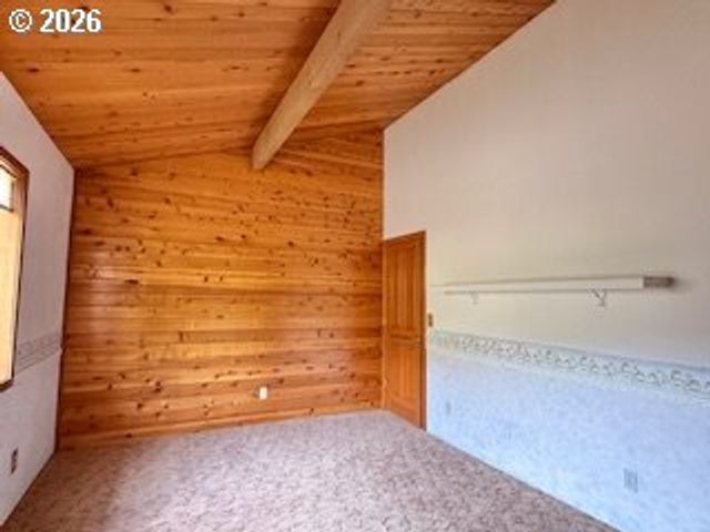 239 MEADOWLARK Ave, Roseburg, OR 97471