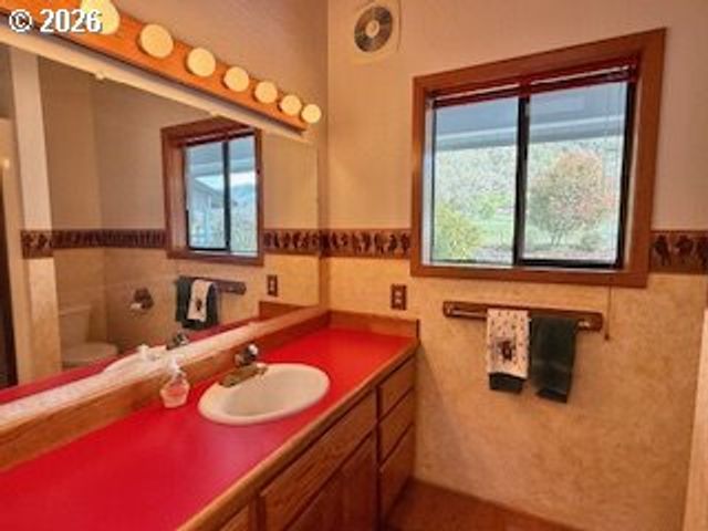 239 MEADOWLARK Ave, Roseburg, OR 97471