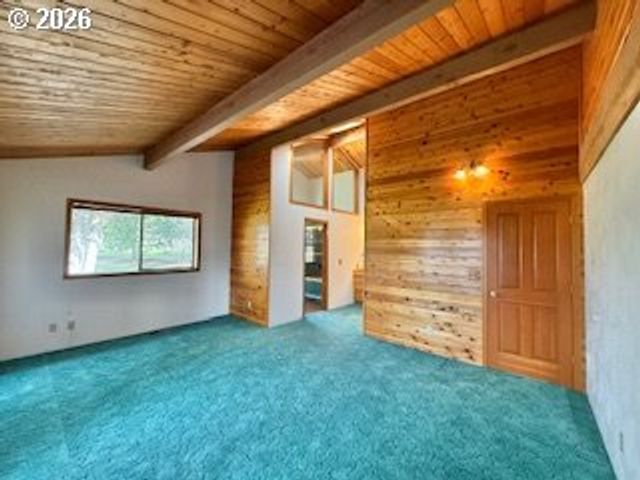 239 MEADOWLARK Ave, Roseburg, OR 97471