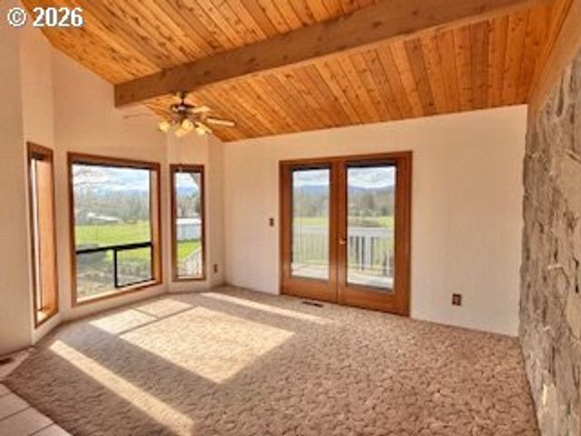 239 MEADOWLARK Ave, Roseburg, OR 97471