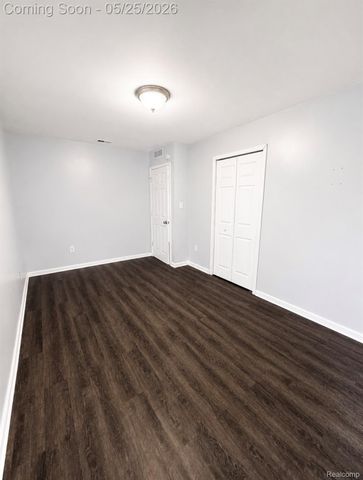 21550 Poinciana Street, Southfield, MI 48033