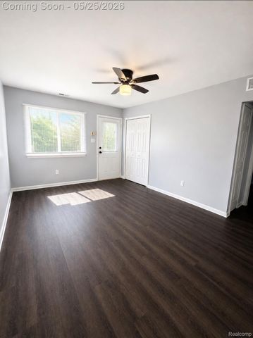 21550 Poinciana Street, Southfield, MI 48033
