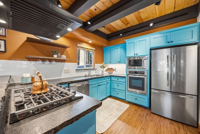 5626 Yuba Drive, Soda Springs, CA 95728