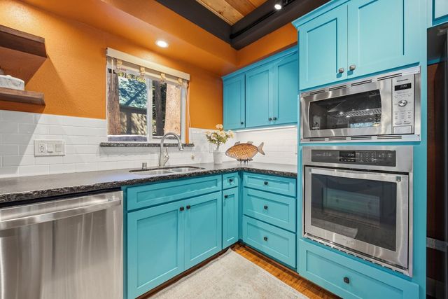 5626 Yuba Drive, Soda Springs, CA 95728