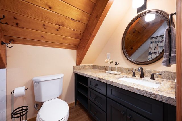 5626 Yuba Drive, Soda Springs, CA 95728