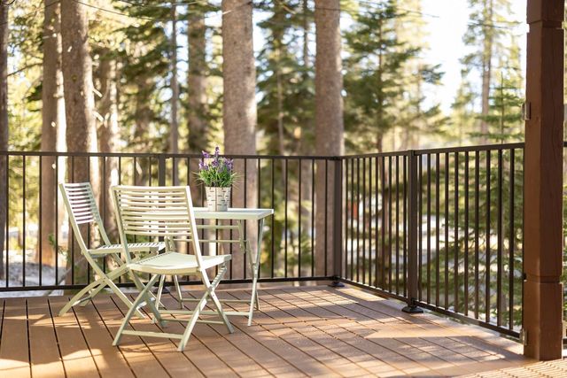 5626 Yuba Drive, Soda Springs, CA 95728