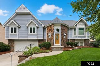 309 S Fillmore Street, Papillion, NE 68046