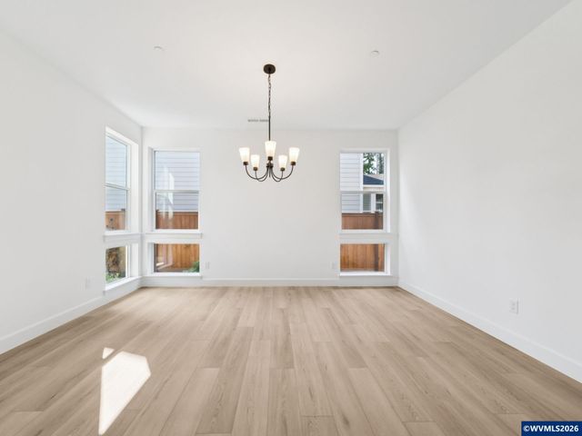 5954 Sorrento St St S, Salem, OR 97306