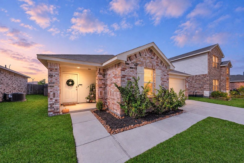 21334 Riverdew Drive, Katy, TX 77449