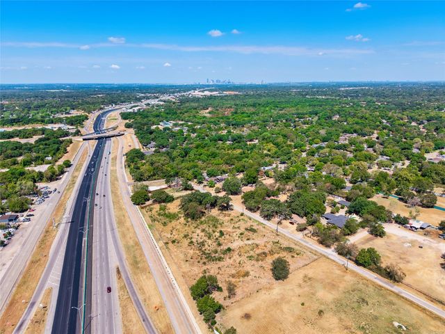 999 Silver Falls Boulevard, Dallas, TX 75217