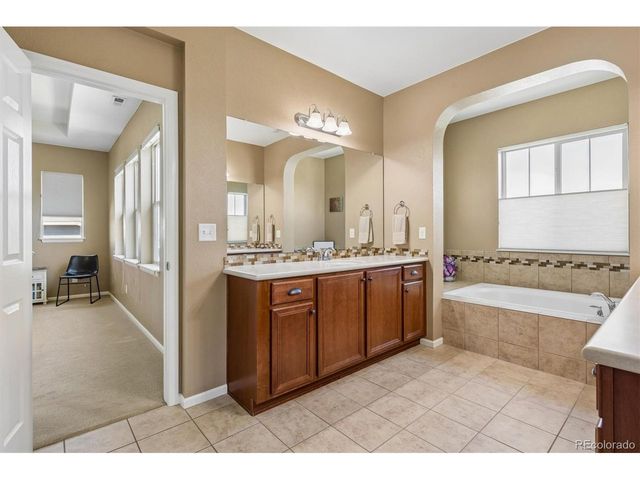 3953 Donnington Cir, Castle Rock, CO 80104