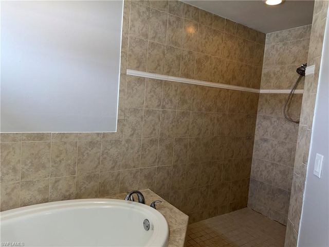 3540 NE 20th PL, Cape Coral, FL 33909