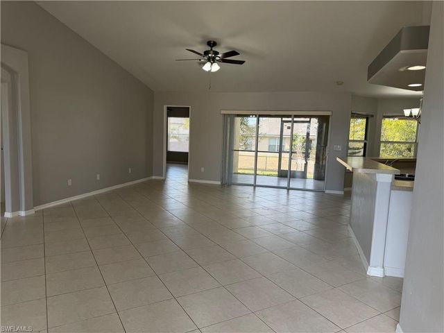 3540 NE 20th PL, Cape Coral, FL 33909